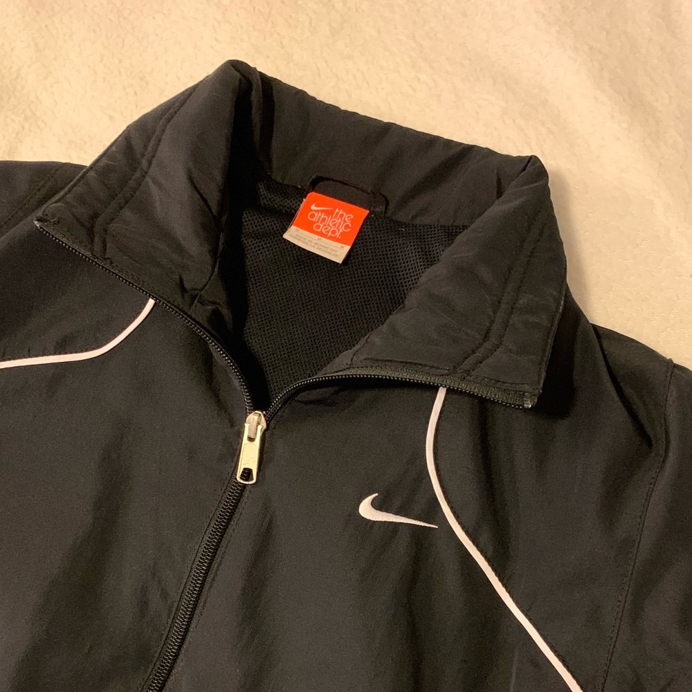 Nike jacket size medium